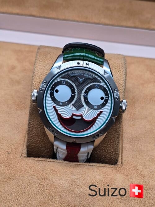 Konstantin Chaykin — esfera con rostro y correa multicolor