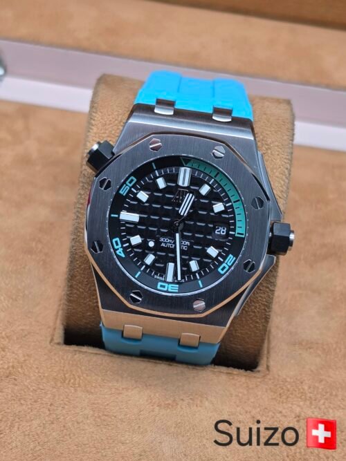 Audemars Piguet — esfera negra y correa celeste