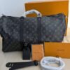 Louis Vuitton — Bolso de viaje monograma gris
