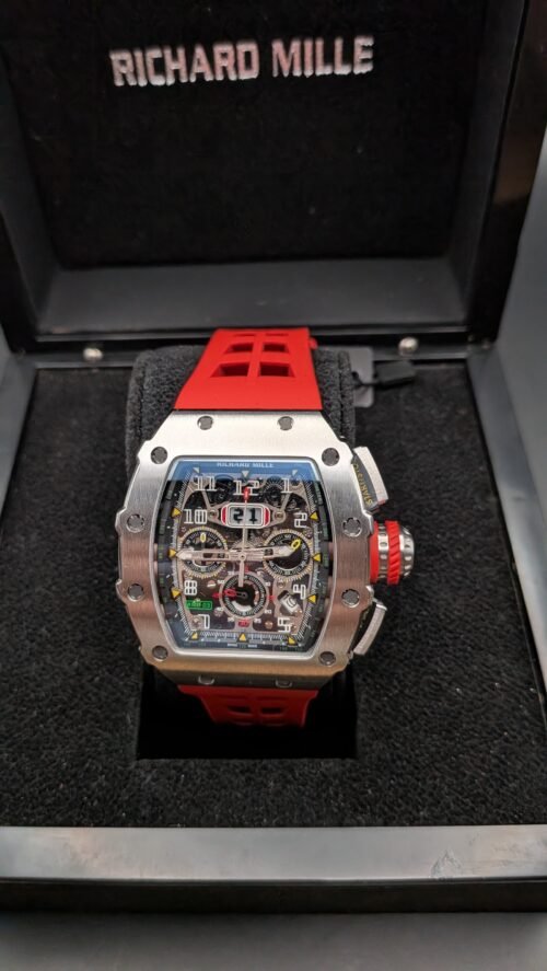 Richard Mille — cronógrafo esqueleto, caja de acero y correa de caucho roja