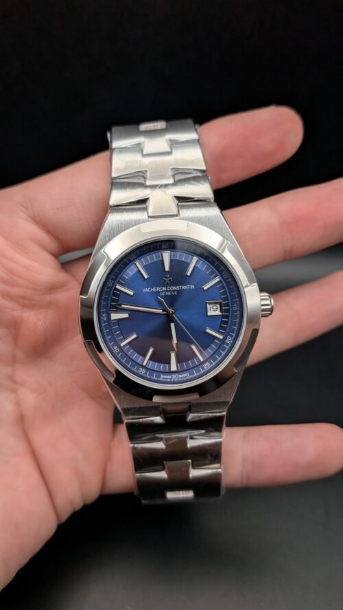 Vacheron Constantin — esfera azul y brazalete de acero