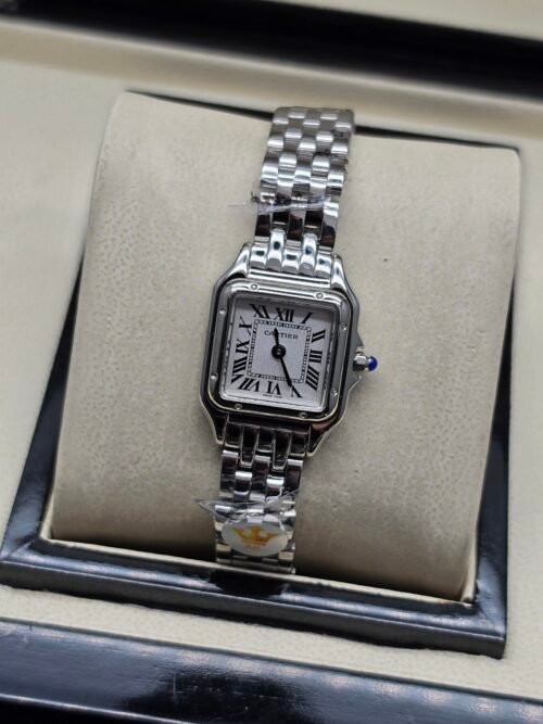 Cartier — caja cuadrada pequeña de acero, esfera blanca y brazalete de acero