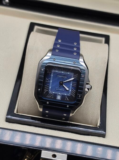 Cartier — caja cuadrada de acero, esfera azul y correa de caucho azul