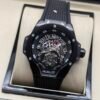 Hublot — esfera esqueleto con tourbillon, caja negra y correa de caucho negra