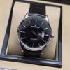 Jaeger-LeCoultre — esfera negra, caja de acero y correa de cuero negra