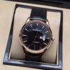 Jaeger-LeCoultre — esfera negra, caja oro rosa y correa de cuero negra
