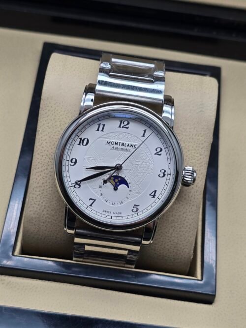 Montblanc — esfera blanca con fases lunares y brazalete de acero