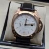 Panerai — esfera blanca, caja oro rosa y correa de cuero negra