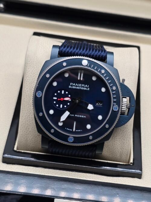 Panerai — esfera azul, caja azul y correa de tela azul
