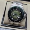 Panerai — esfera verde, bisel verde y brazalete de acero