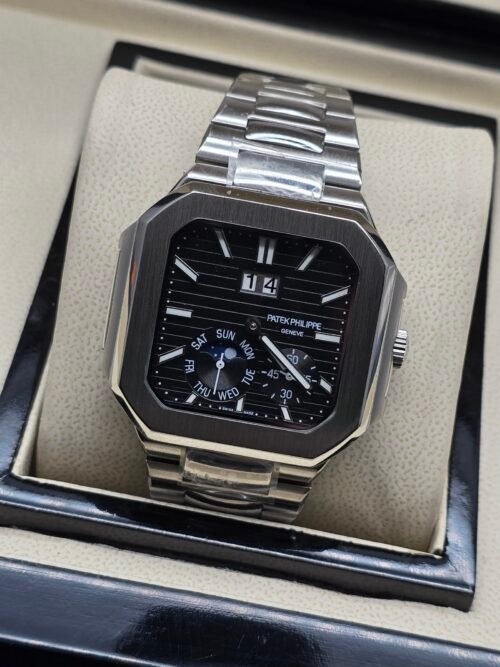 Patek Philippe — caja octagonal, esfera negra con fases lunares y brazalete de acero