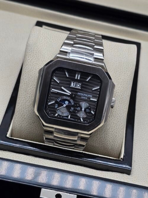 Patek Philippe — caja octagonal, esfera negra con fases lunares y brazalete de acero