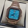 Patek Philippe — caja octagonal oro rosa, esfera turquesa con fases lunares y brazalete oro rosa