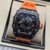 Richard Mille — esfera esqueleto, caja de carbono y correa de caucho naranja