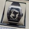 Richard Mille — esfera con dragón plateado, caja de acero y correa de caucho negra