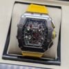 Richard Mille — cronógrafo esqueleto, caja de acero y correa de caucho amarilla