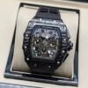 Richard Mille — cronógrafo esqueleto, caja de carbono y correa de caucho negra