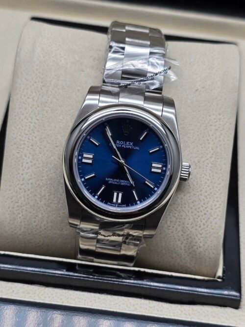 Rolex — esfera azul y brazalete jubilee de acero