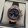 Tissot — cronógrafo con esfera negra, caja oro rosa con piedras y correa negra