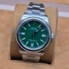 Rolex — esfera verde y brazalete de acero