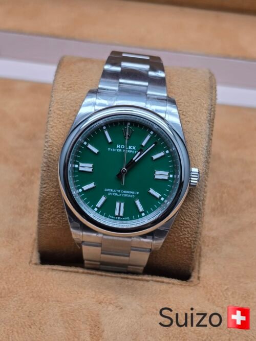 Rolex — esfera verde y brazalete de acero