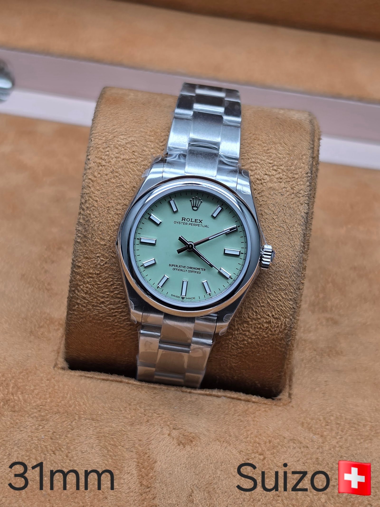 Rolex — esfera verde menta y brazalete de acero